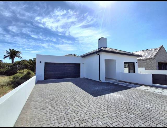 3 BEDROOM HOUSE FOR SALE IN SHELLEY POINT